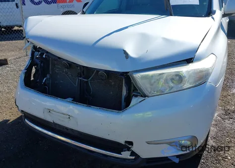 2013 Toyota Highlander Limited V6 from USA, damaged, VIN 5TDDK3EH6DS263446
